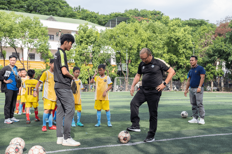 Tâm huyết của ông Park Hang Seo với các dự án bóng đá học đường tại Việt Nam.