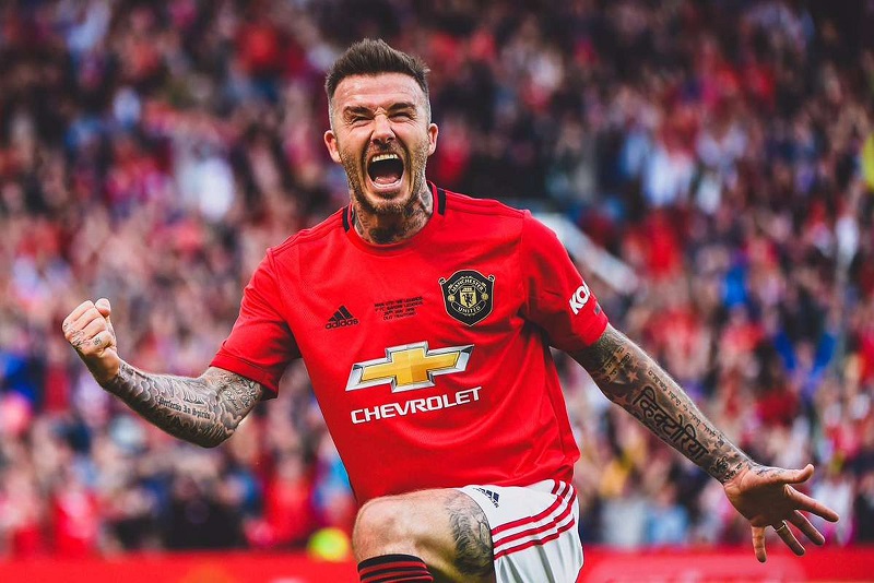 David Beckham – Biểu tượng vĩnh cửu của vẻ đẹp quý tộc và phong cách lịch lãm.