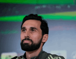 Chân dung HLV Álvaro Arbeloa – Người kế thừa di sản vĩ đại tại Santiago Bernabéu.